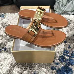 Women Michael Kors Warren Thong Leather Sandal